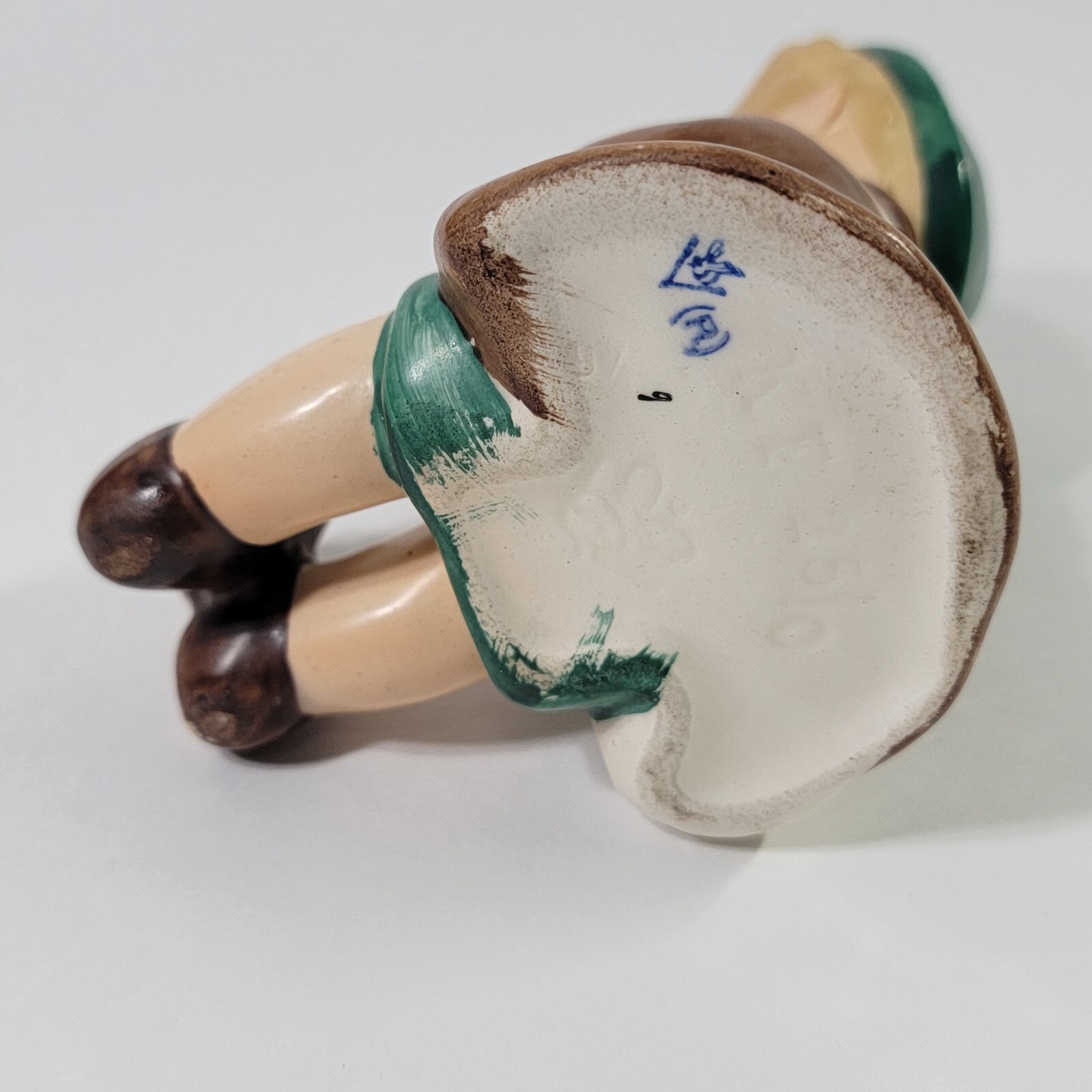 Goebel Boy With Flute 4″ Figurine KF #25/0 1950’s Chip on Hat TMK1