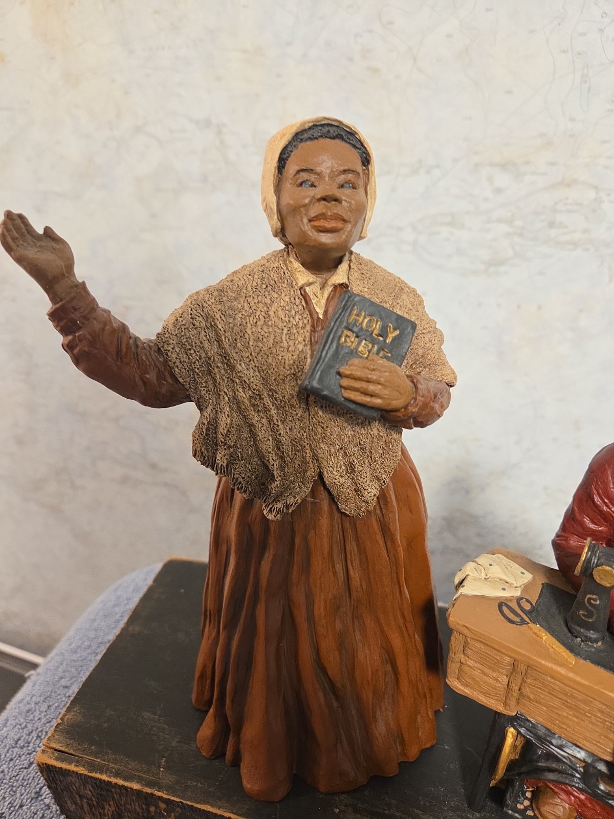 2 All Gods Children Figurines By Martha Holcombe “Preacher Women & Bessie & Kor