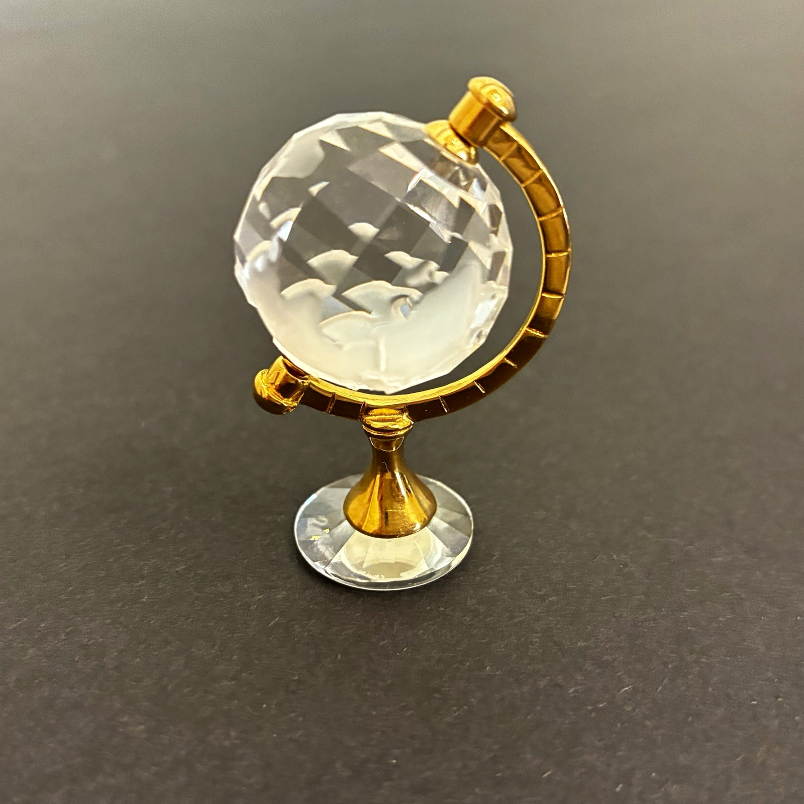 Swarovski World Globe Crystal Memories Mini Figurine Og Box COA Retired Rotates