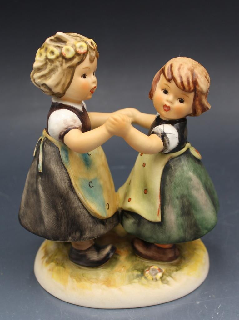 Vintage Goebel Hummel Figurine 5.75″ #353/0 Spring Dance TMK6