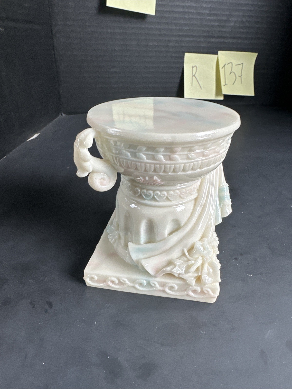 1999 P. Hillman Enesco Faux Marble Pedestal Stand Resin #R137