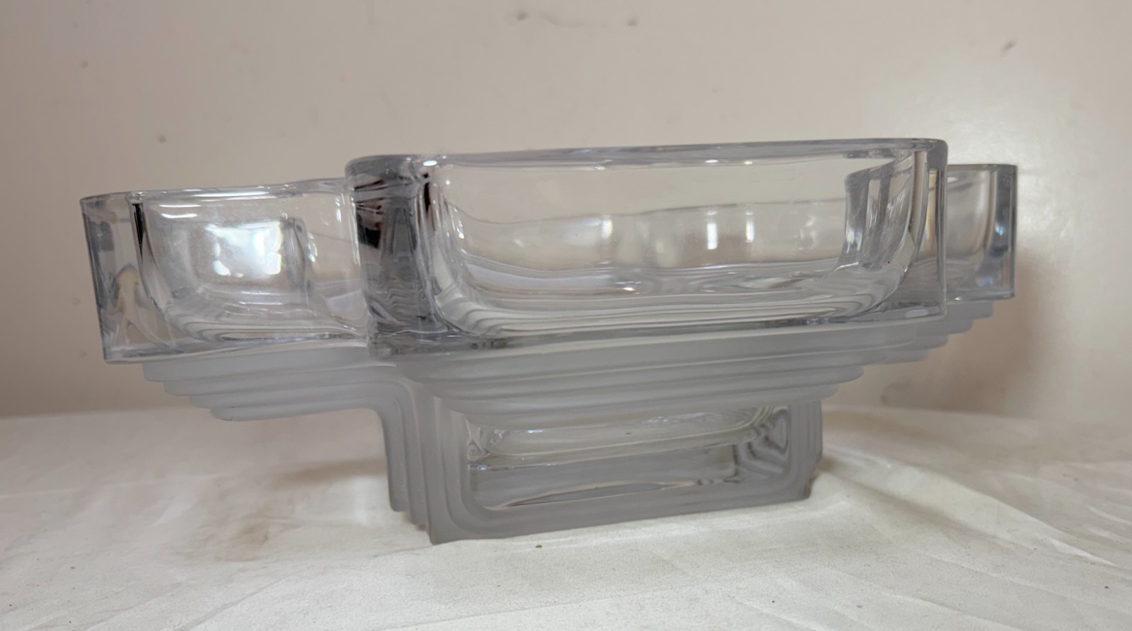 LARGE Daum Art Deco Clear and Frosted Crystal centerpiece Bowl Sculpture MCM
