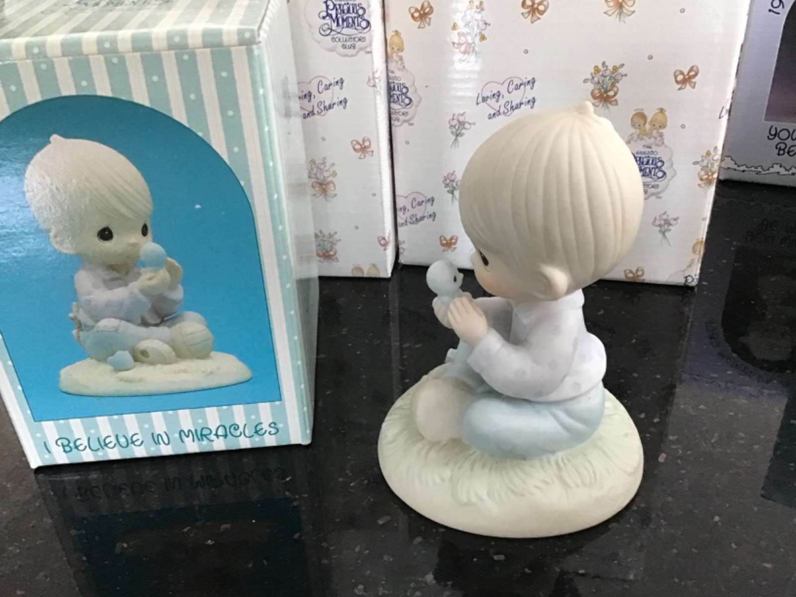 Precious Moments Figurine 1981 E-7156 “I Believe In Miracles”