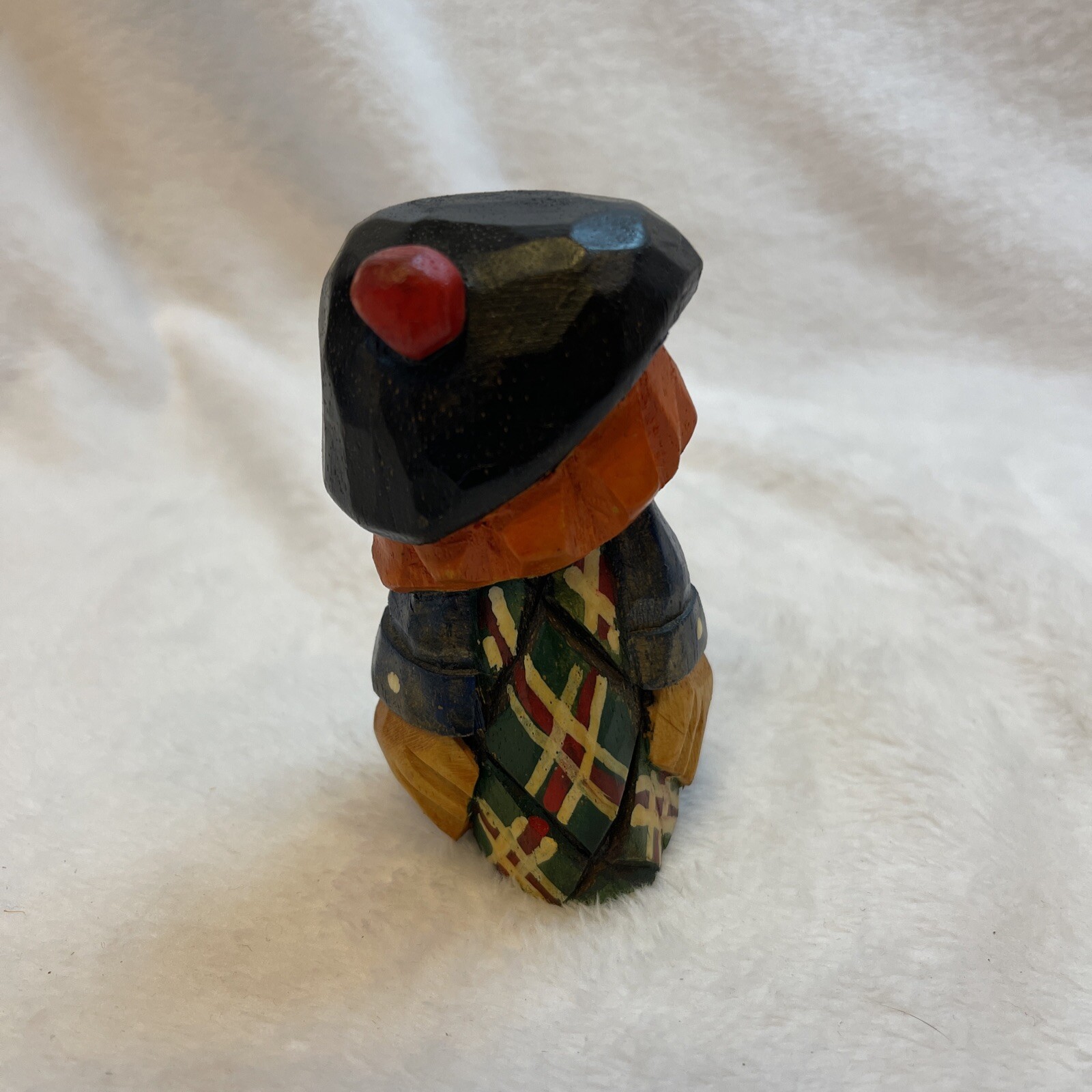 RARE Vintage Donald Corr Carved Scottish Figure Painted Primitive Folk Art 3.5”