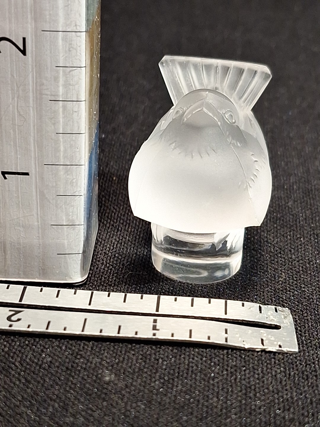 1.75″ Lalique France Crystal Glass Satin Sparrow Dove Swallow Bird Figurine