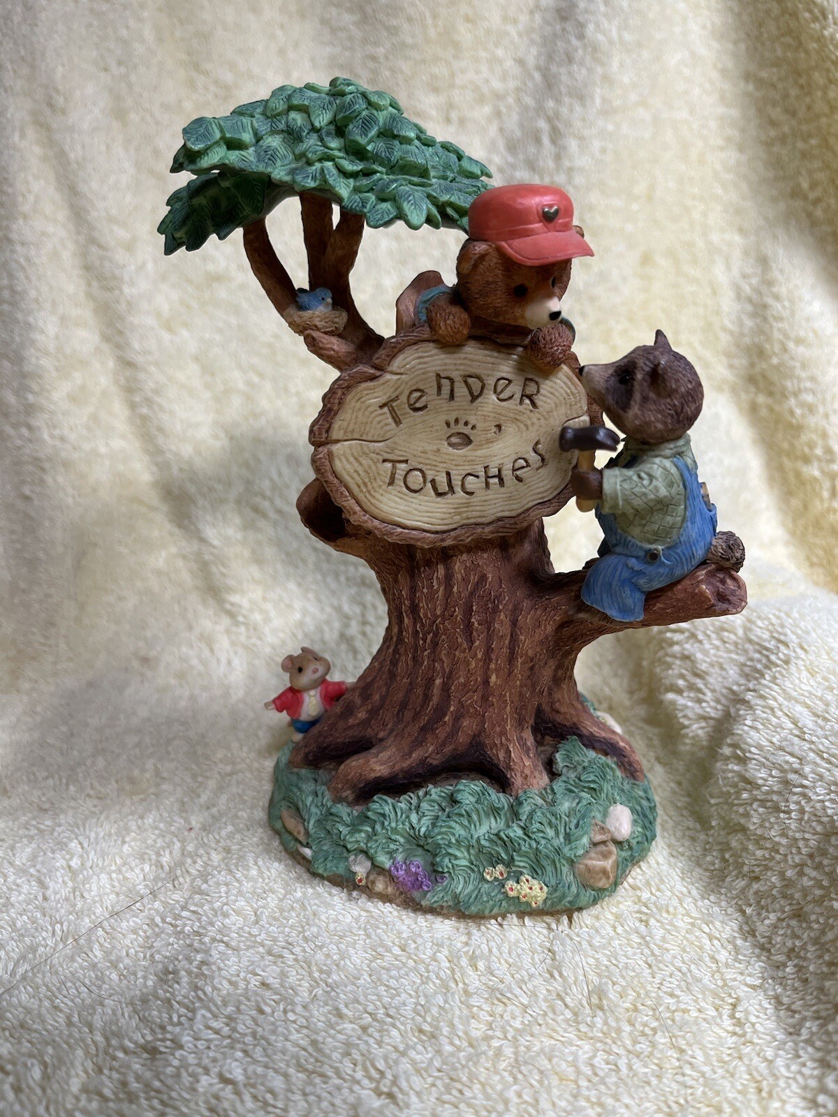 Vintage Hallmark Tender Touches Cast Sign Old Oak Tree with Raccoons Sign 1989