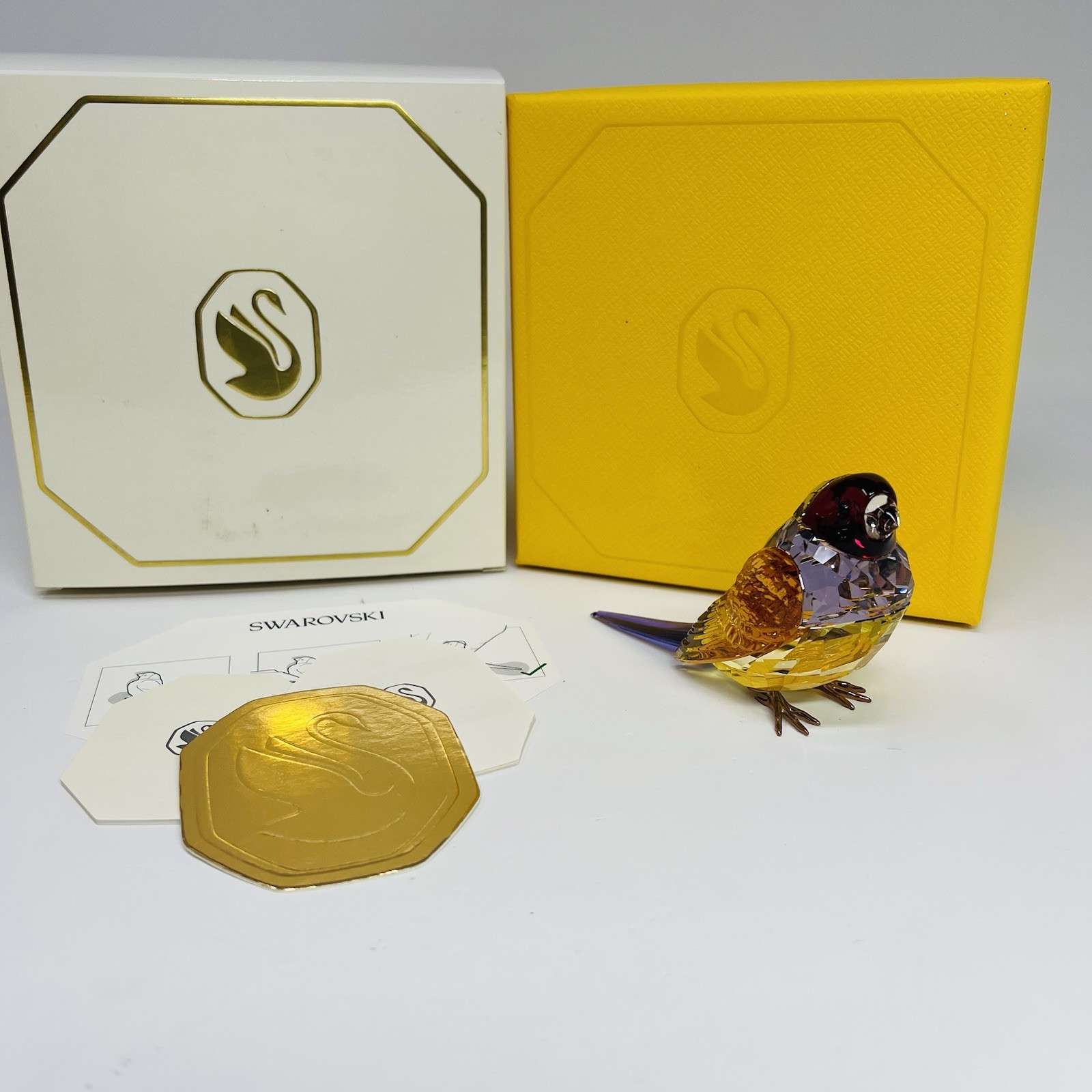 SWAROVSKI Crystal SCS 2024 GOULIDAN FINCH LARGE Figurine 5689265