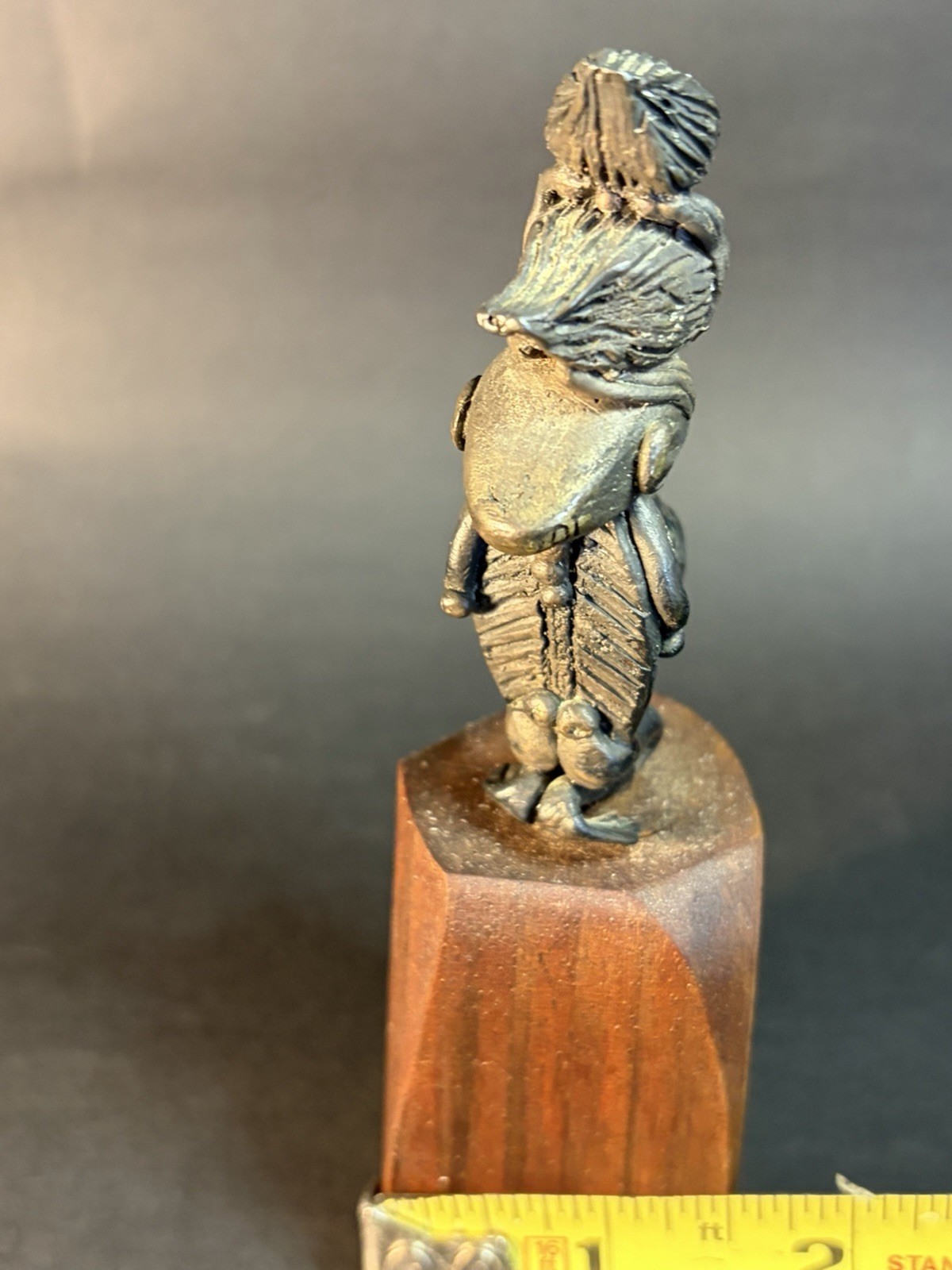 Unusual Sculpture Totem 5.25” Tall Metal On Wood Base Kiwi Birds & Figure