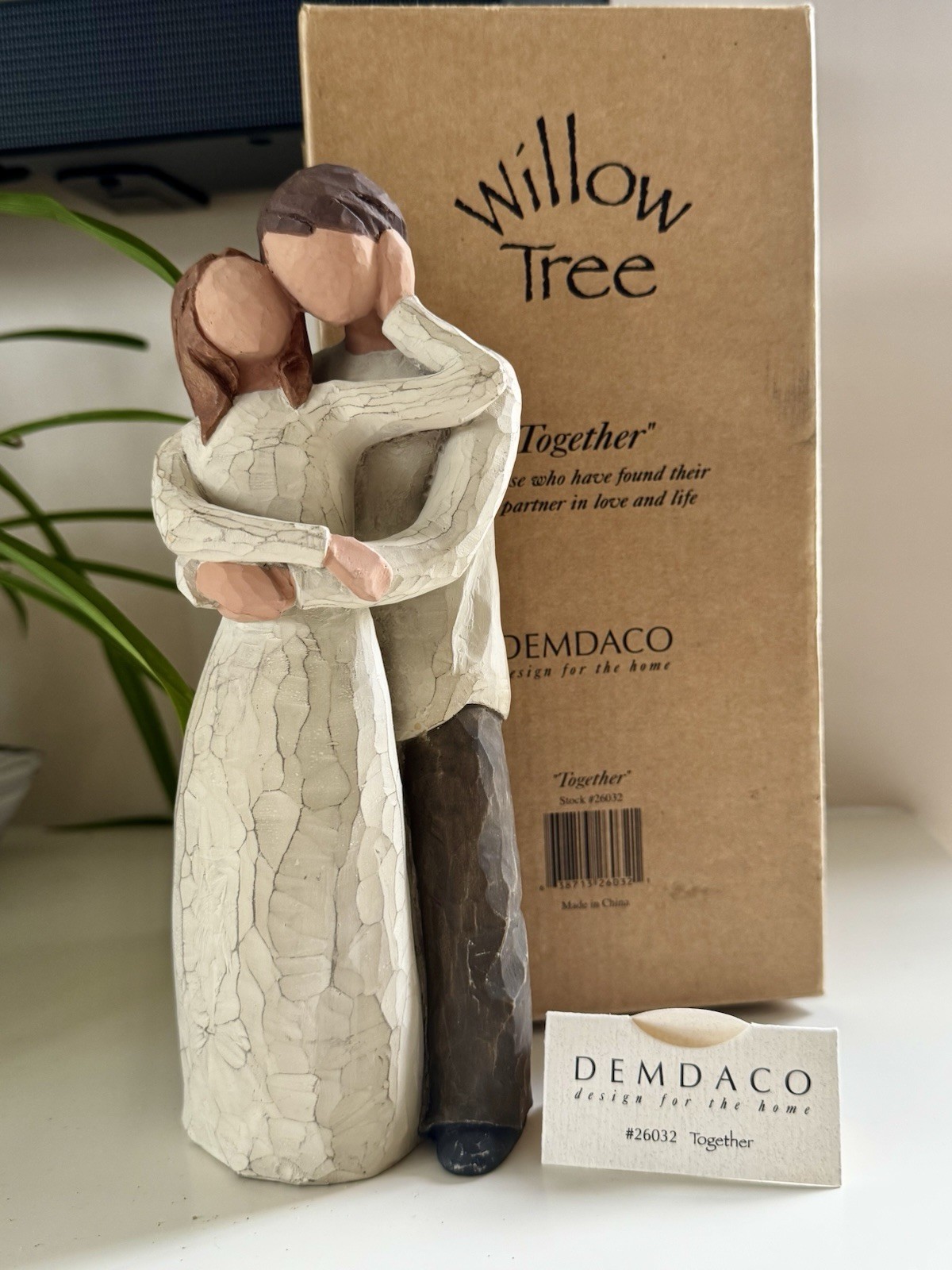 Willow Tree Figurine “Together” by Susan Lordi for Demdaco 26032