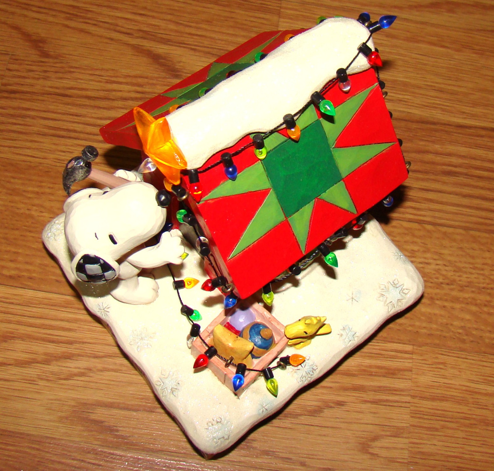 Peanuts by Jim Shore, Lighted PRIZE-WORTHY CHRISTMAS (6017241) Snoopy, Woodstock