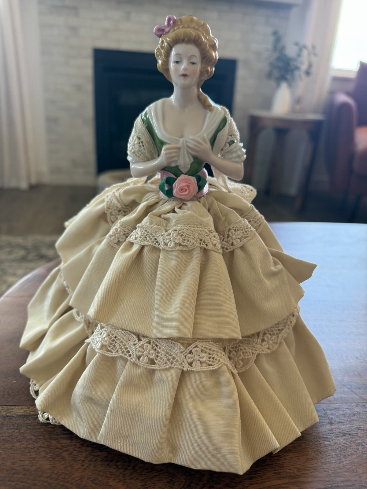 Goebel Madame Du Barry Porcelain & Fabric Figurine Hand Painted Victorian 1985
