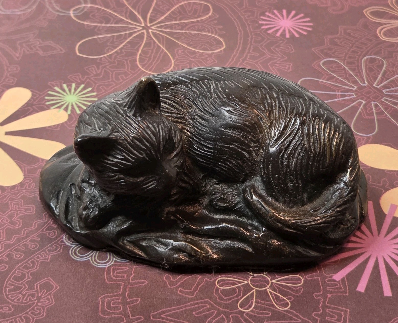 Vtg Cat Paperweight/Sculpture Bronze Look Desk Accessory Curio Piece 4″
