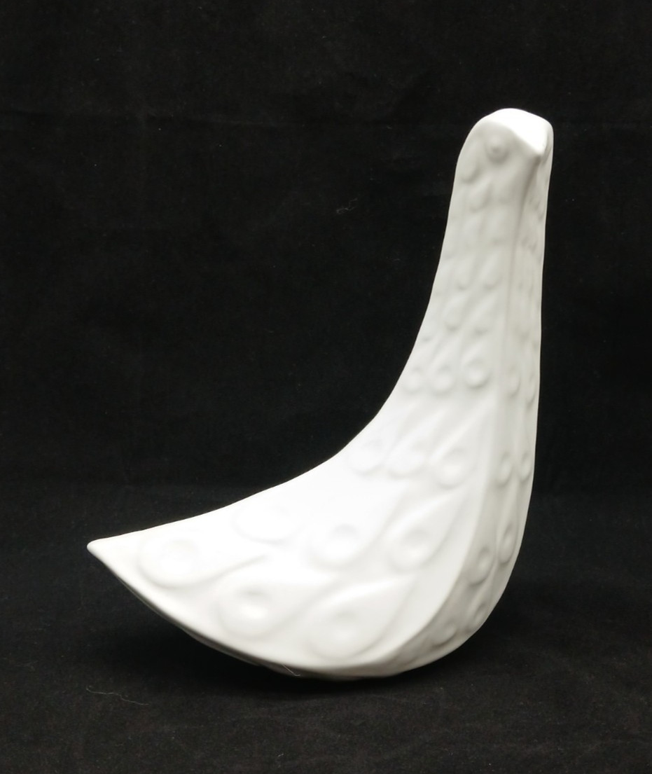 Jonathan Adler Menagerie White Ceramic Teardrop Textured Medium 8.25″ Bird
