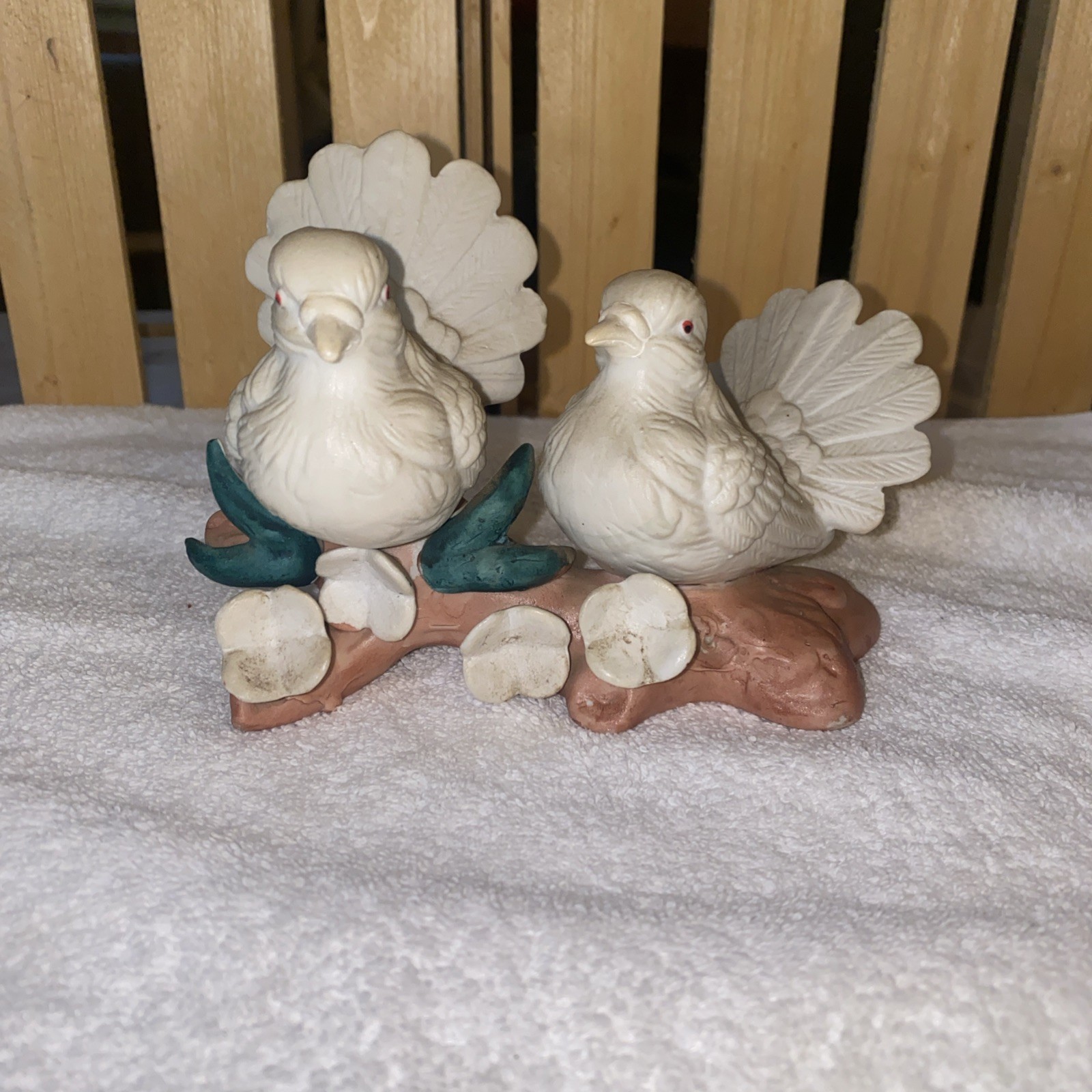 Homco Vintage Porcelain Figurine Courtship Love Doves, White