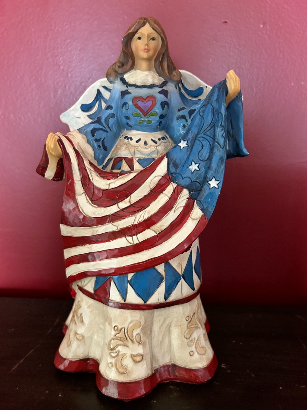 Patriotic Angel Figurine w/ Flag 10 1/2″ Carved Wood Look Resin 4th Of July NWOT