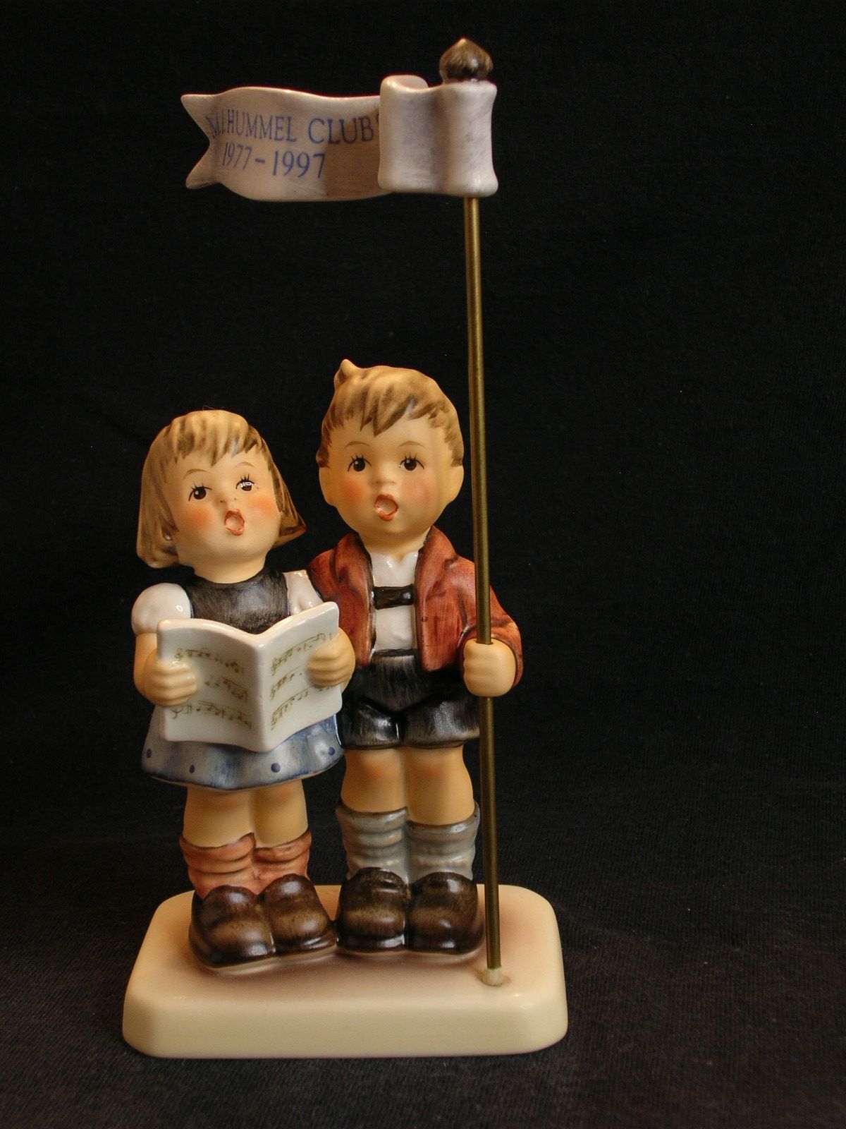 Goebel Hummel CELEBRATE WITH SONG FIGURE TMK7 #790 BOY GIRL FLAG CLUB FIGURINE