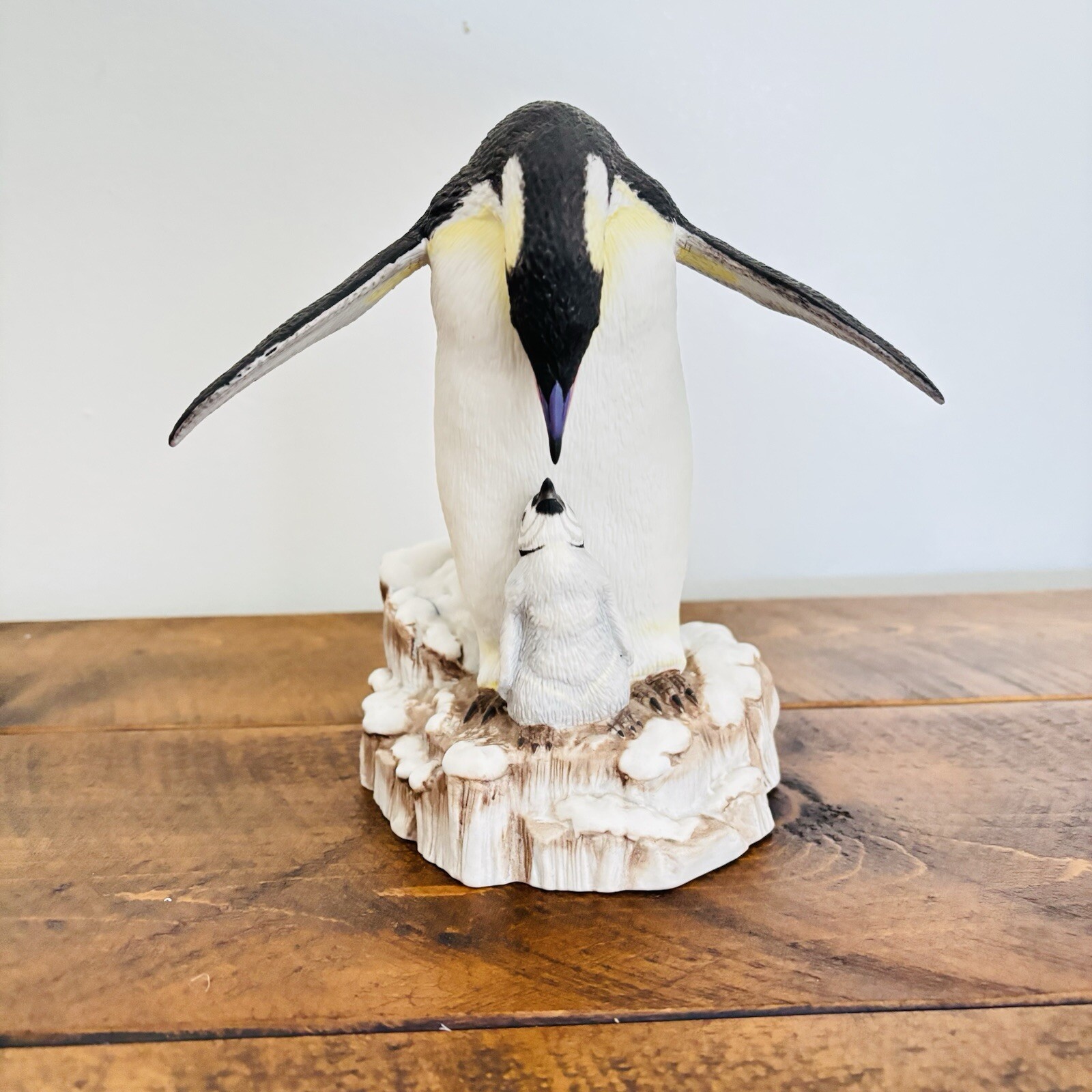 Vintage Brooks & Bentley 1990 Gentle Majesty Penguin with Chick “Cozy Moment”