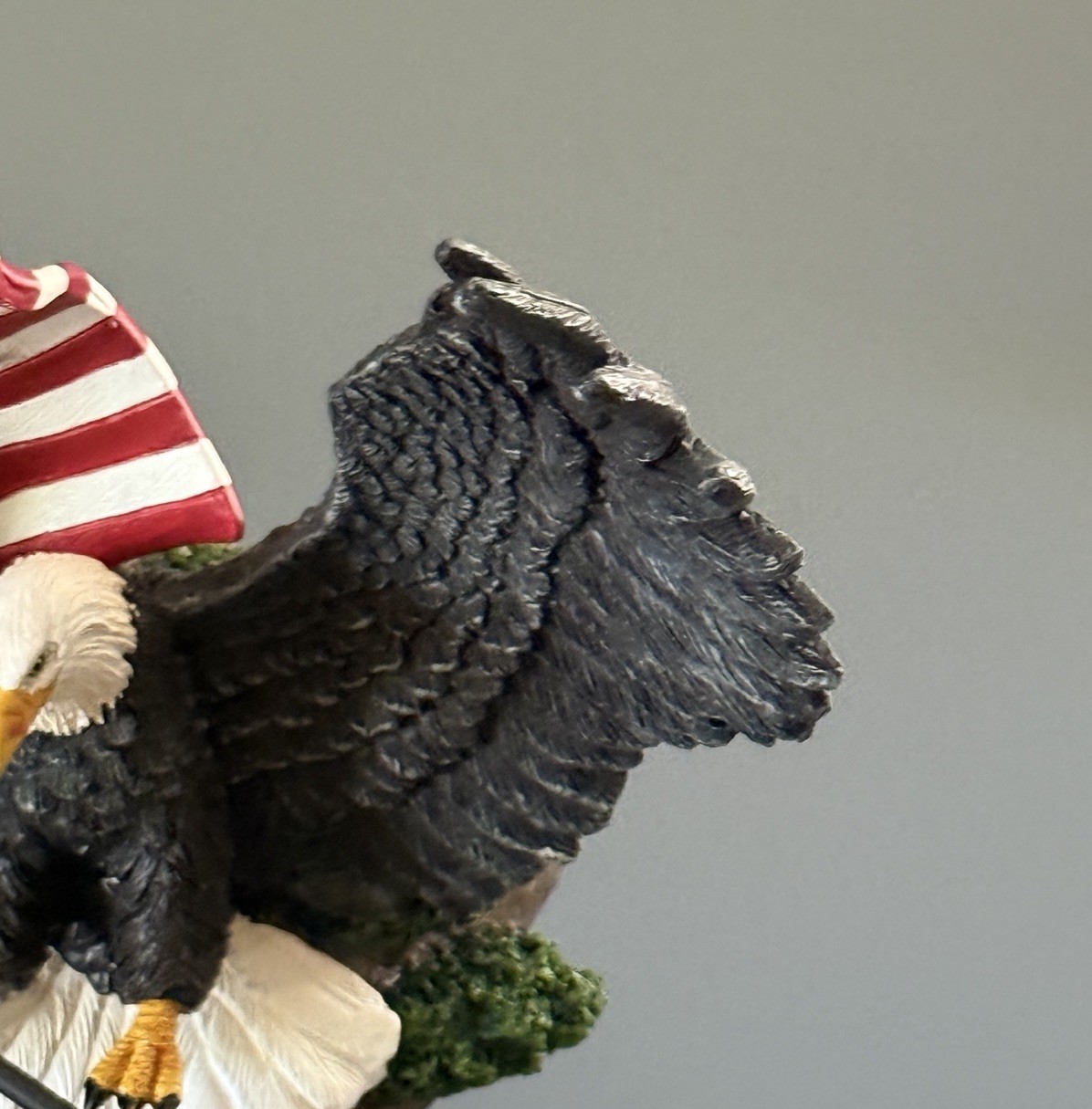 Bradford Exchange GUIDING BEAUTY EAGLE With Flag Sculpture Ted Blaylock 2018