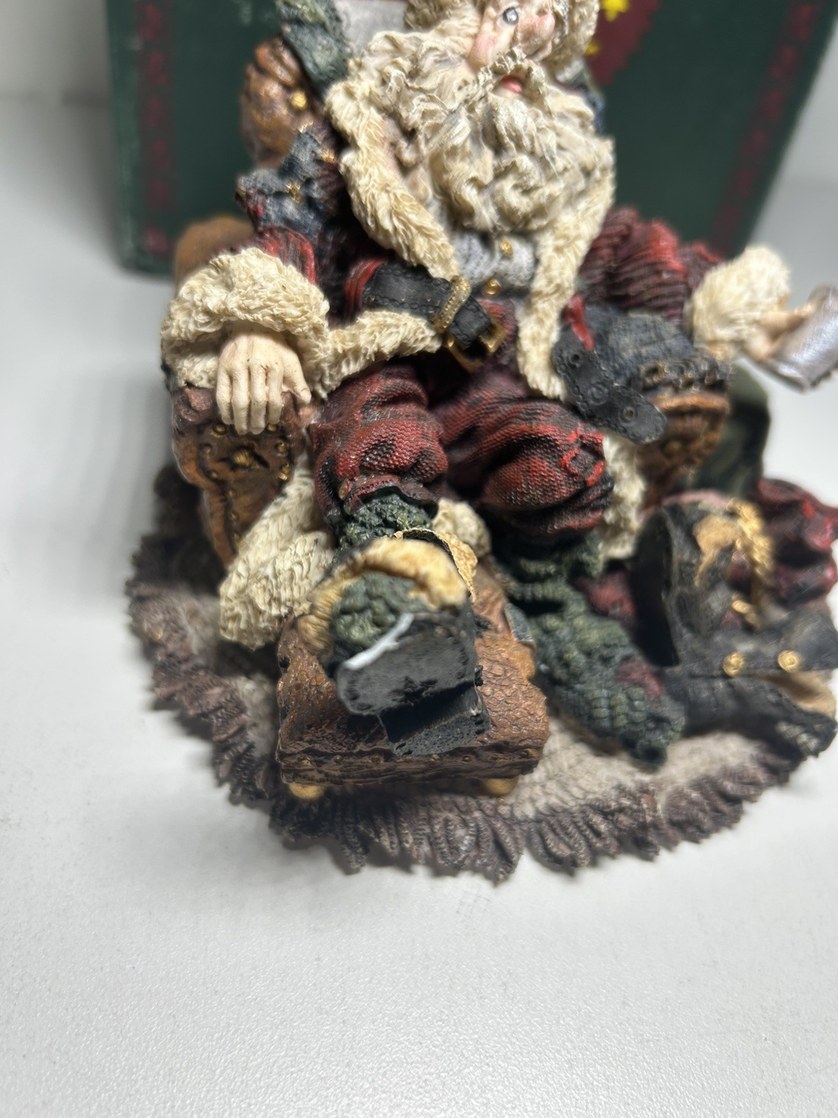 Boyds Bears “Santa December 26” #3003 READ