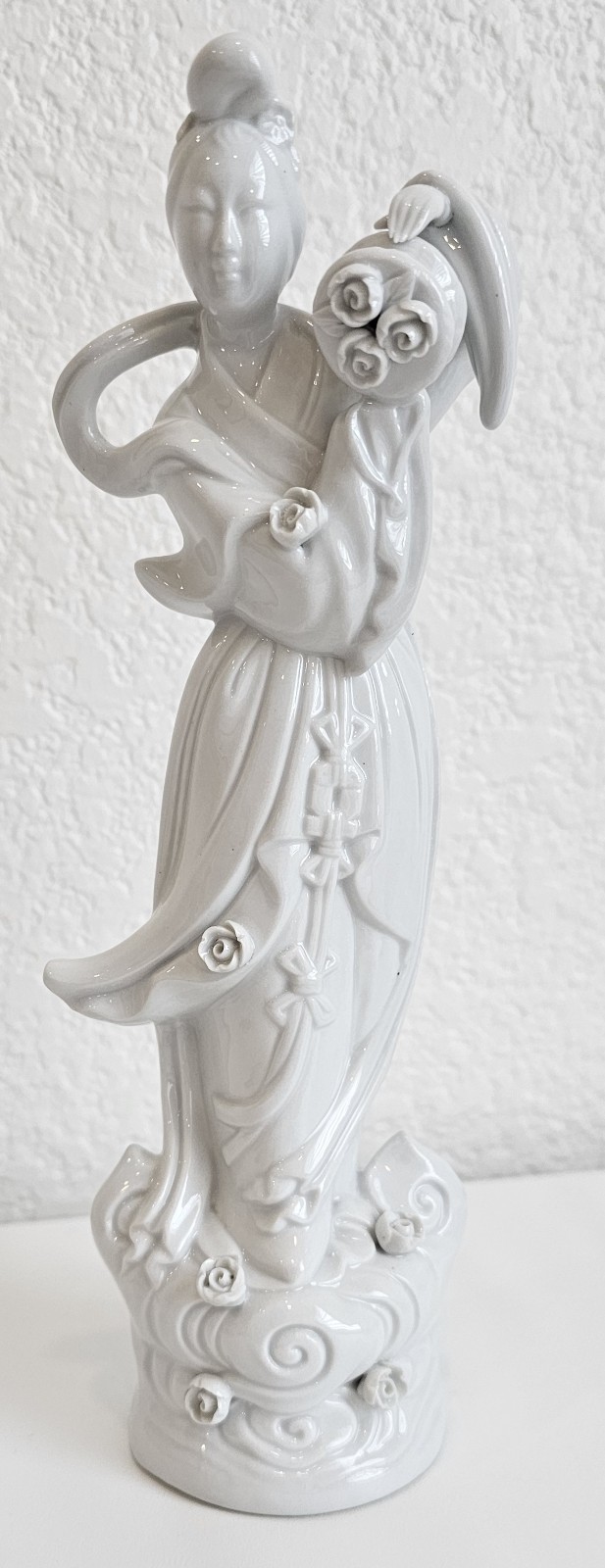 Vintage White Porcelain Asian Lady Figurine Geisha Style Statue Floral Decor 9″
