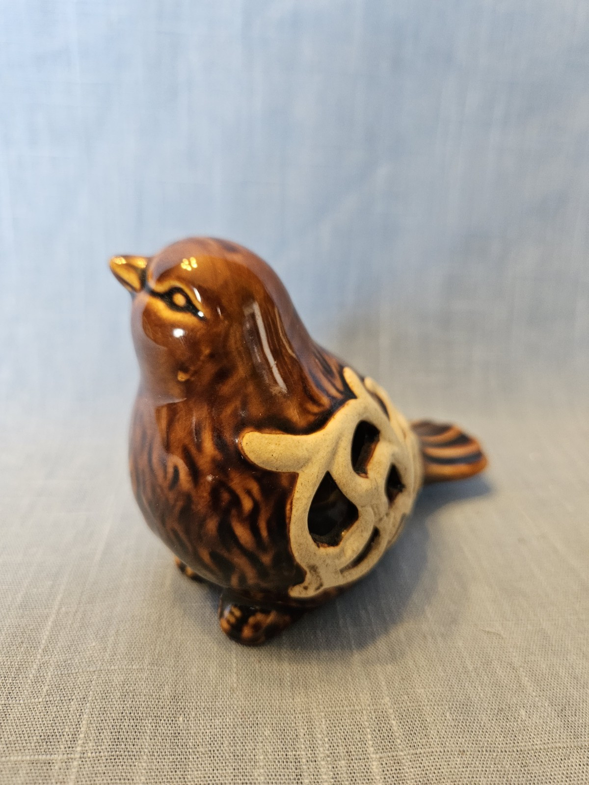 Ceramic Glazed Brown Bird Figurine With Cream See Through Wings 4.5 W X 3.5 Tall