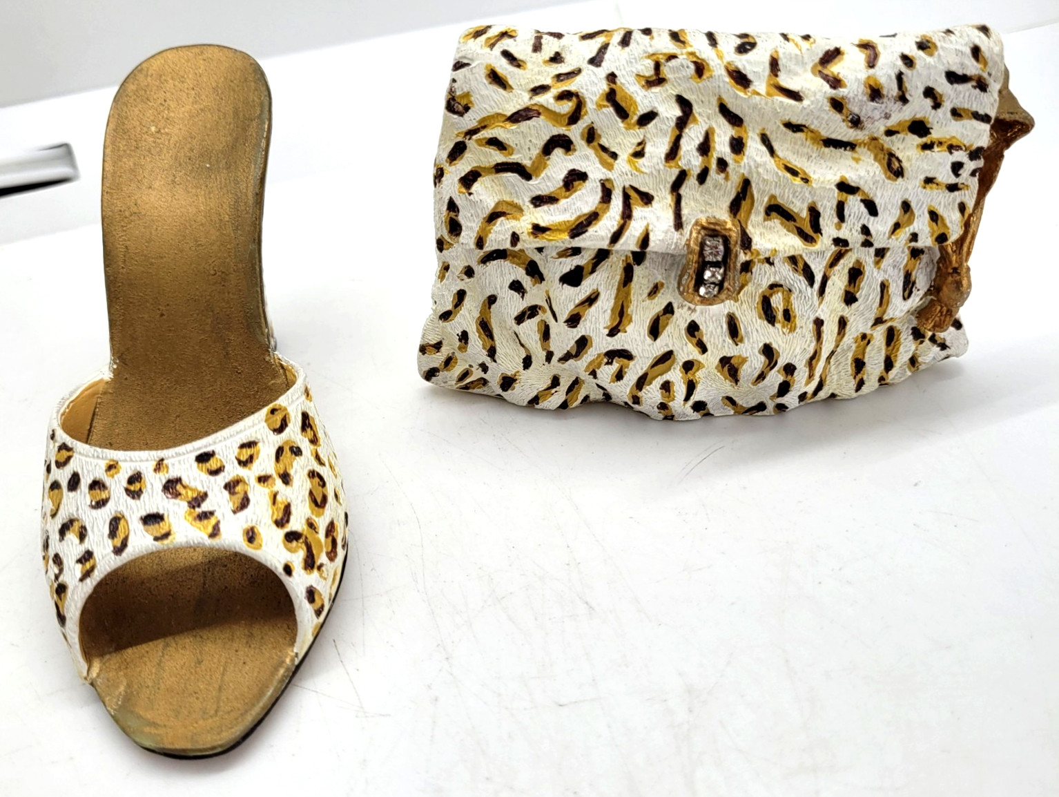Miniature Figurines Nostalgia Collectibles Shoe & Hangbag Animal Print