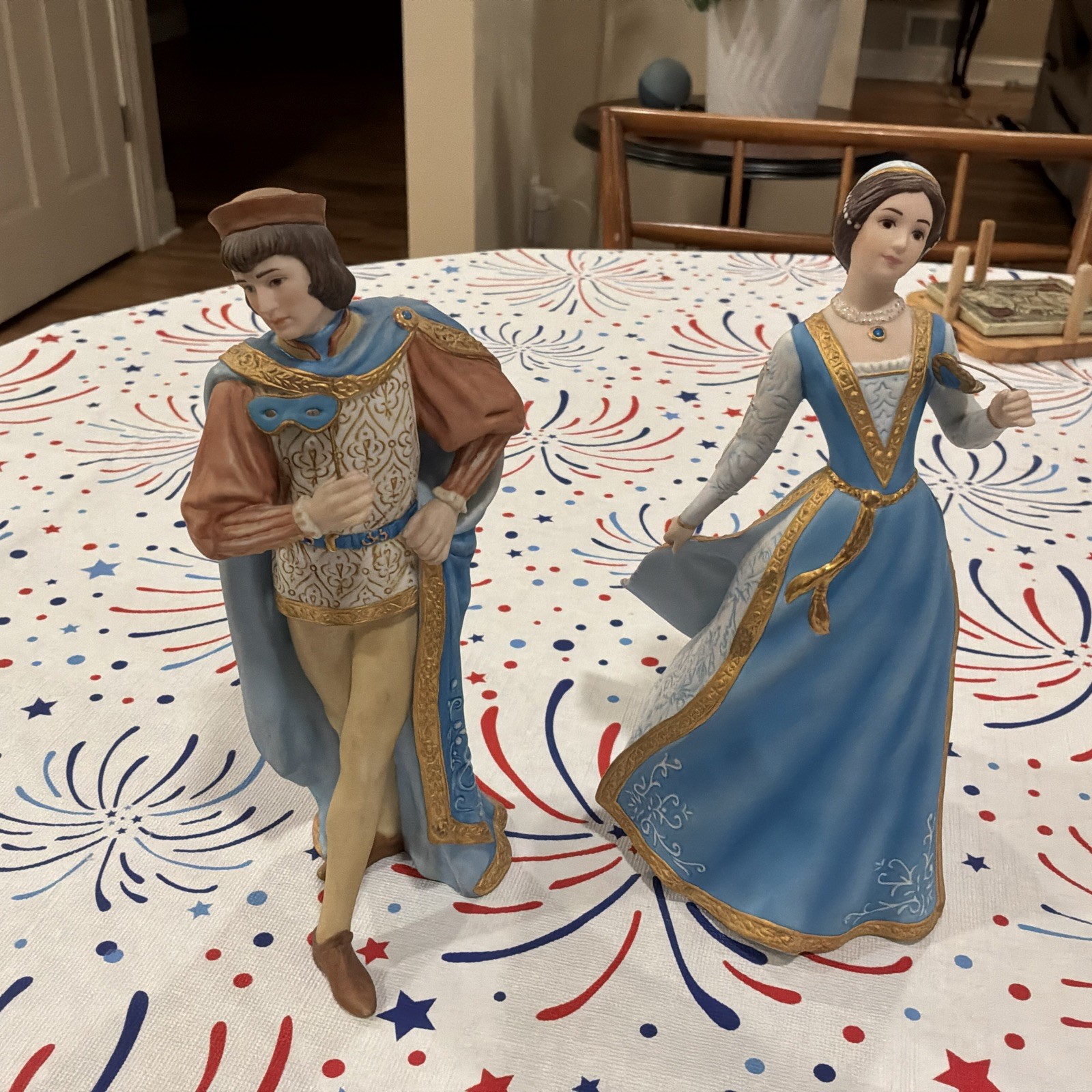 LENOX THE LEGENDARY PRINCESSES ROMEO AND JULIET LIMIED EDITION FIGURINES DH3033