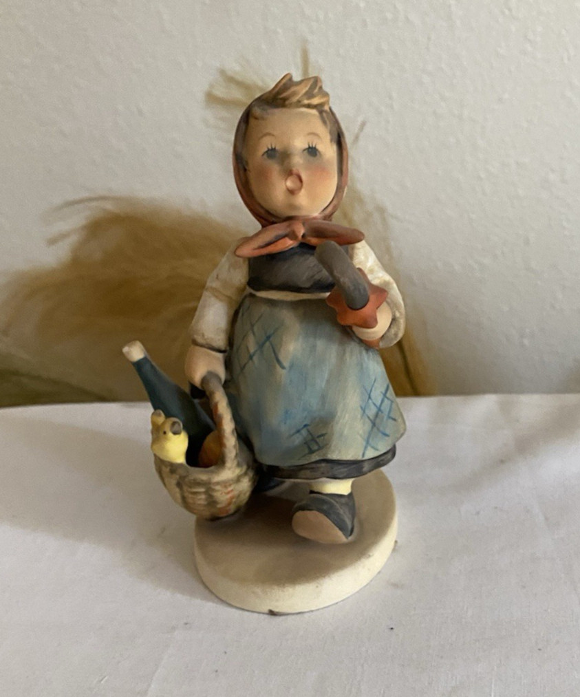 Goebel M.J. Hummel Porcelin Figurine Visiting An Invalid #382 1971 West Germany