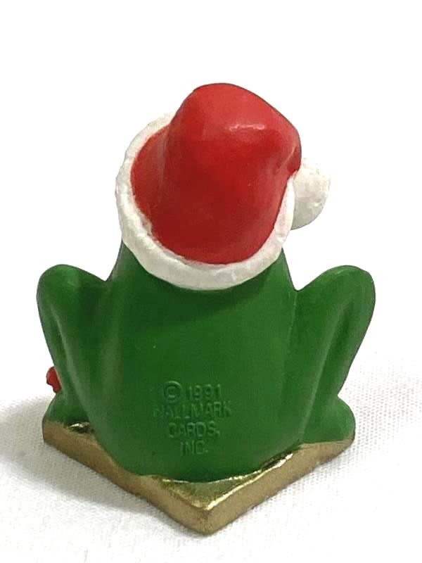 1991 Hallmark Merry Miniature Christmas Frog Figurine QFM1729 Green Decor