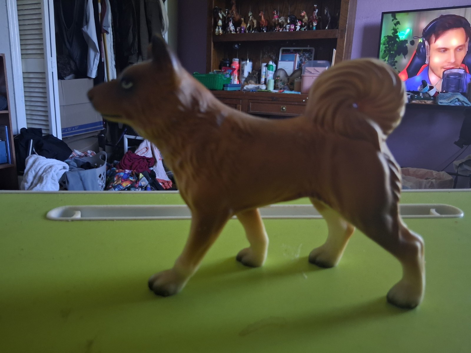 Brown/Tan Sledding Dog Figure Vintage Good Condition