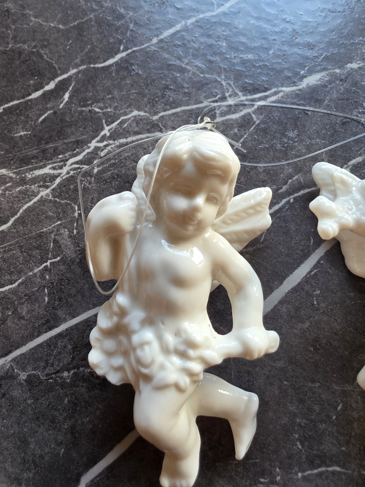 2 Cherubs Angels Wall Decor Putti Romantic French Cottage Vtg Christmas Ornament