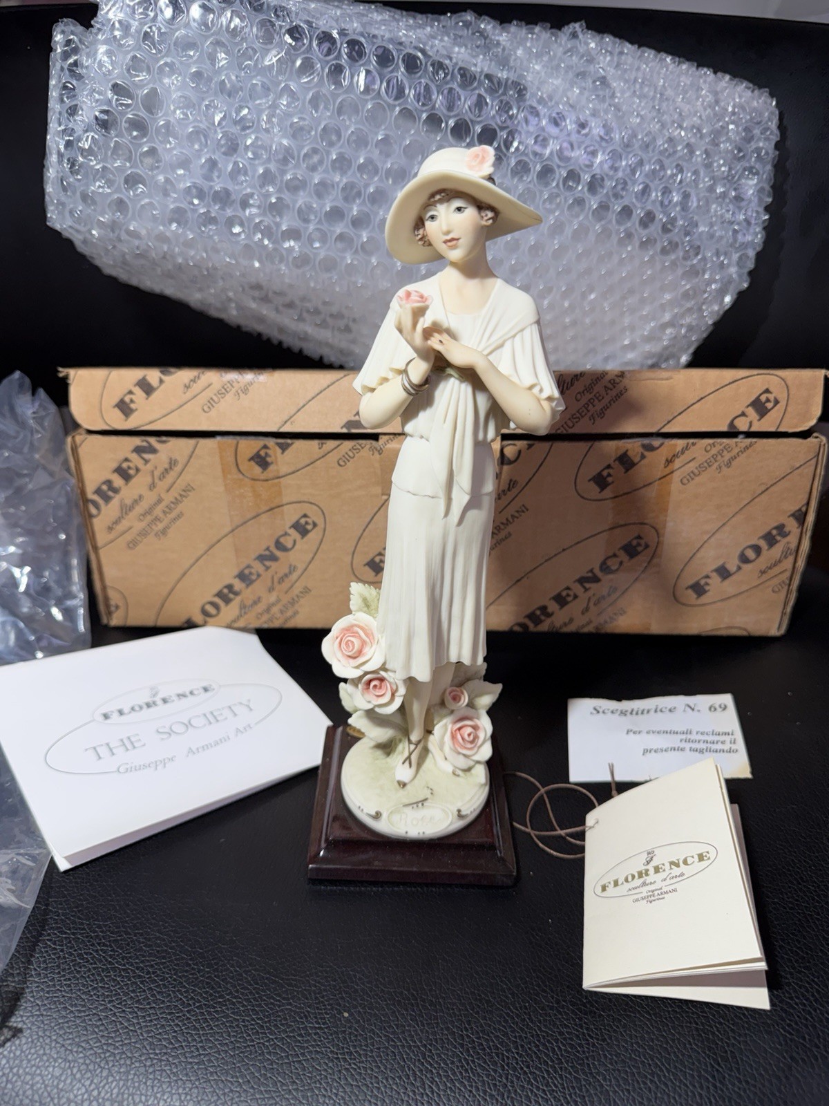 G. ARMANI Figure Figurine Statue Sculpture “Rose” Young Lady Flowers Italy NIB