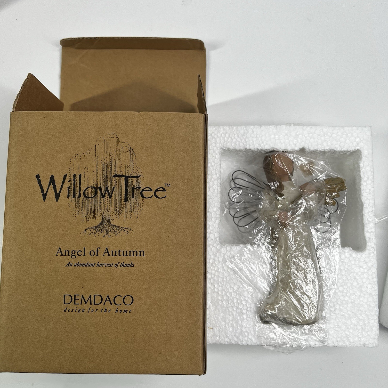 Willow Tree Demdaco Angel Of Spring Angel Of Autumn by Susan Lordi Lot Of 2