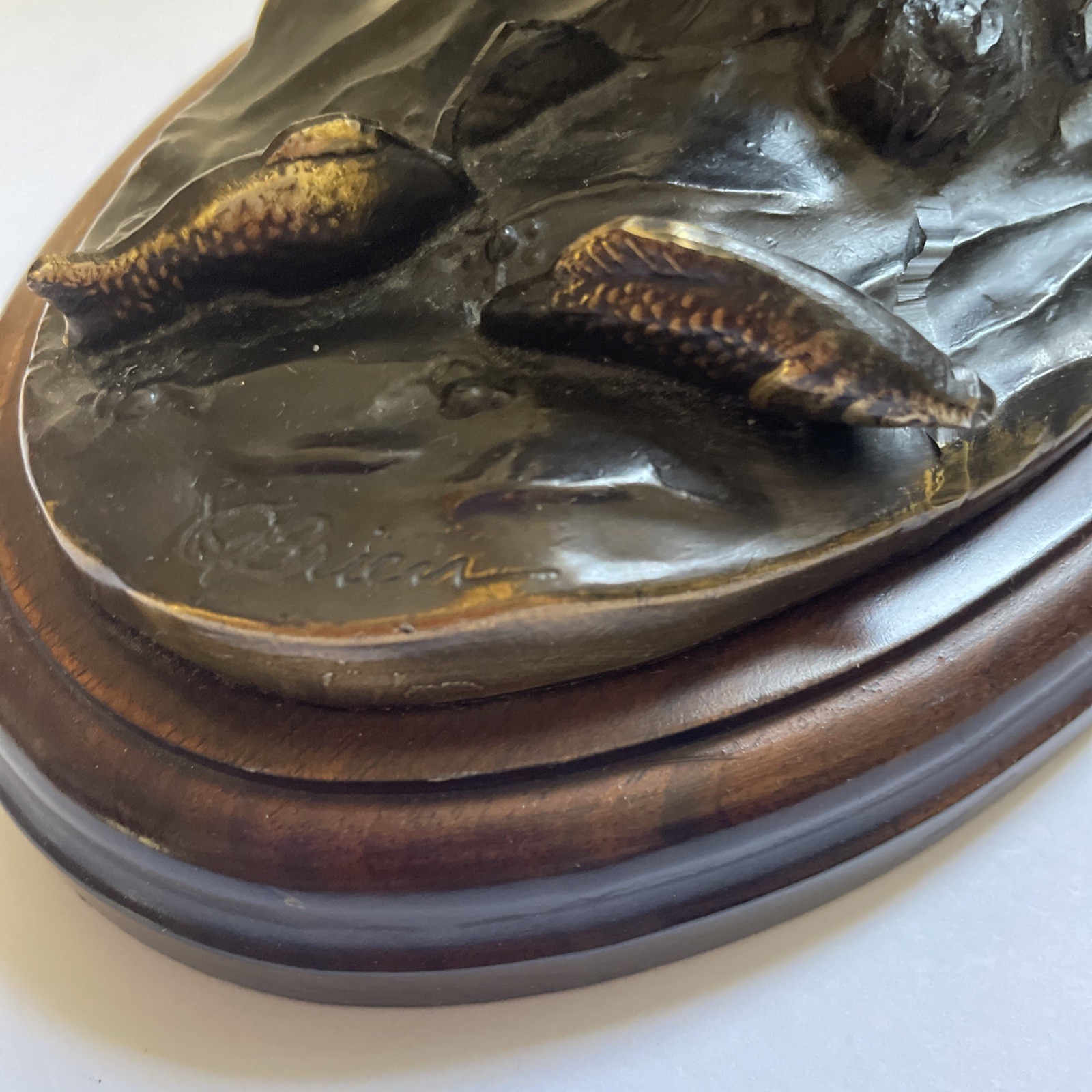 O’Brien Gallery Originals Grizzly Bear Salmon Fishing Metal Sculpture Read