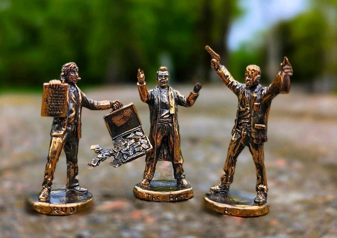 YOTA ROYAL–Bronze Miniature Figures (40mm) “Knockin’ on Heaven’s Door” Full Set