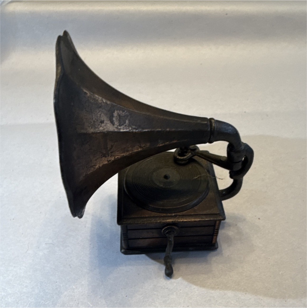Vintage Durham Industries Metal Gramophone Figurine Antique American Greetings