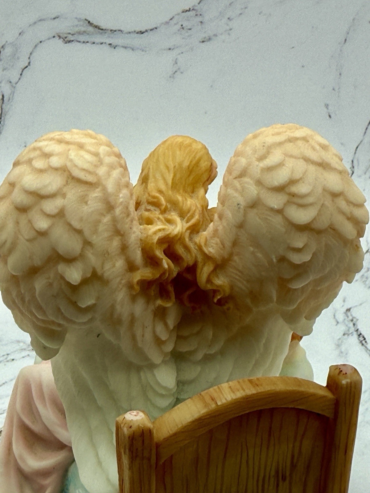 Seraphim Classics Angel “Heavenly Guardian” Boy Music Box #96697 Roman Inc 1998