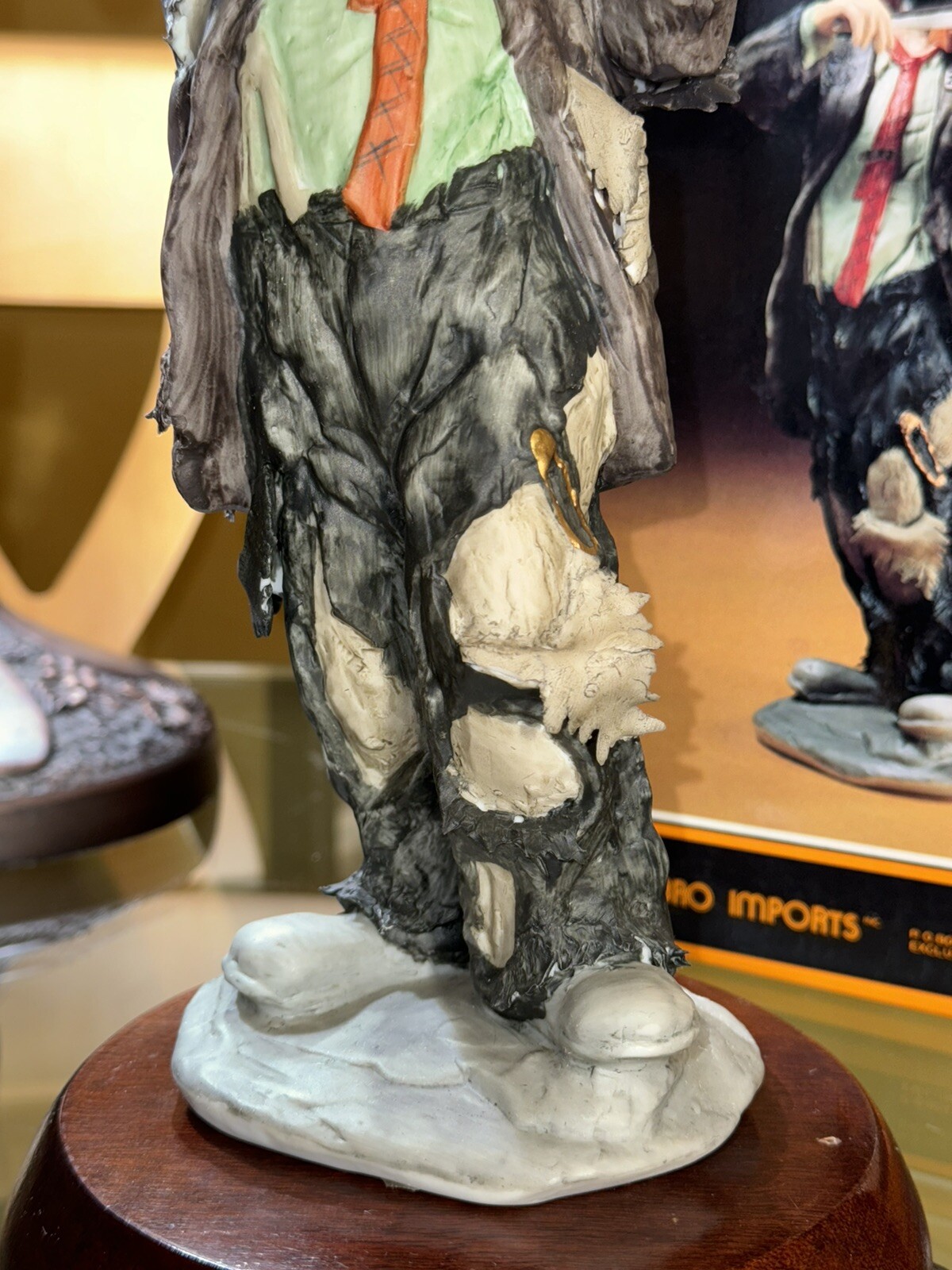 EMMETT KELLY JR.”NO STRINGS ATTACHED” #9756 LARGE BISQUE PORCELAIN LOW# 138/9500