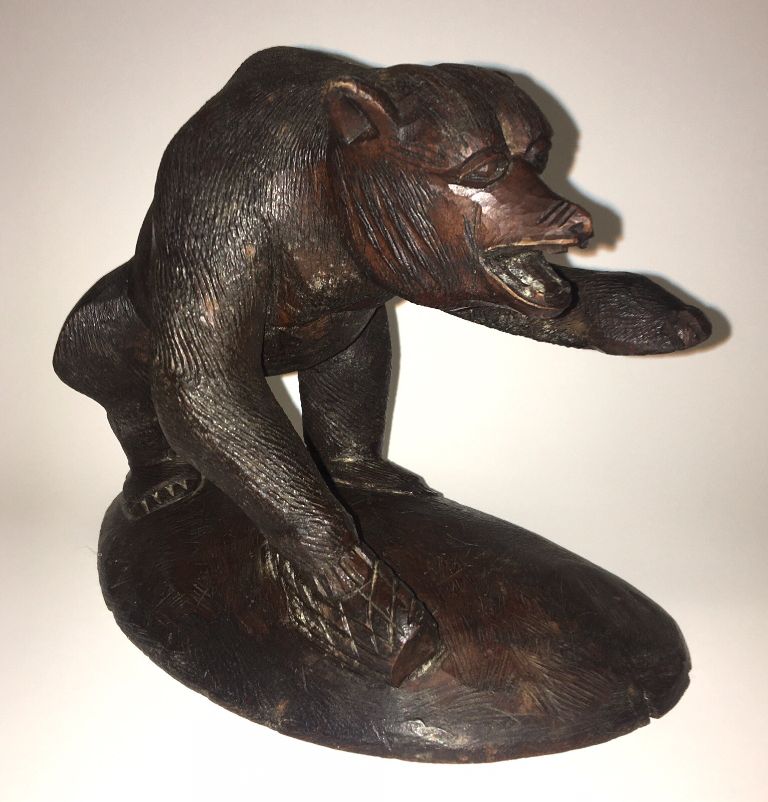 Vintage Carved Wood Bear Figure~5 1/2”