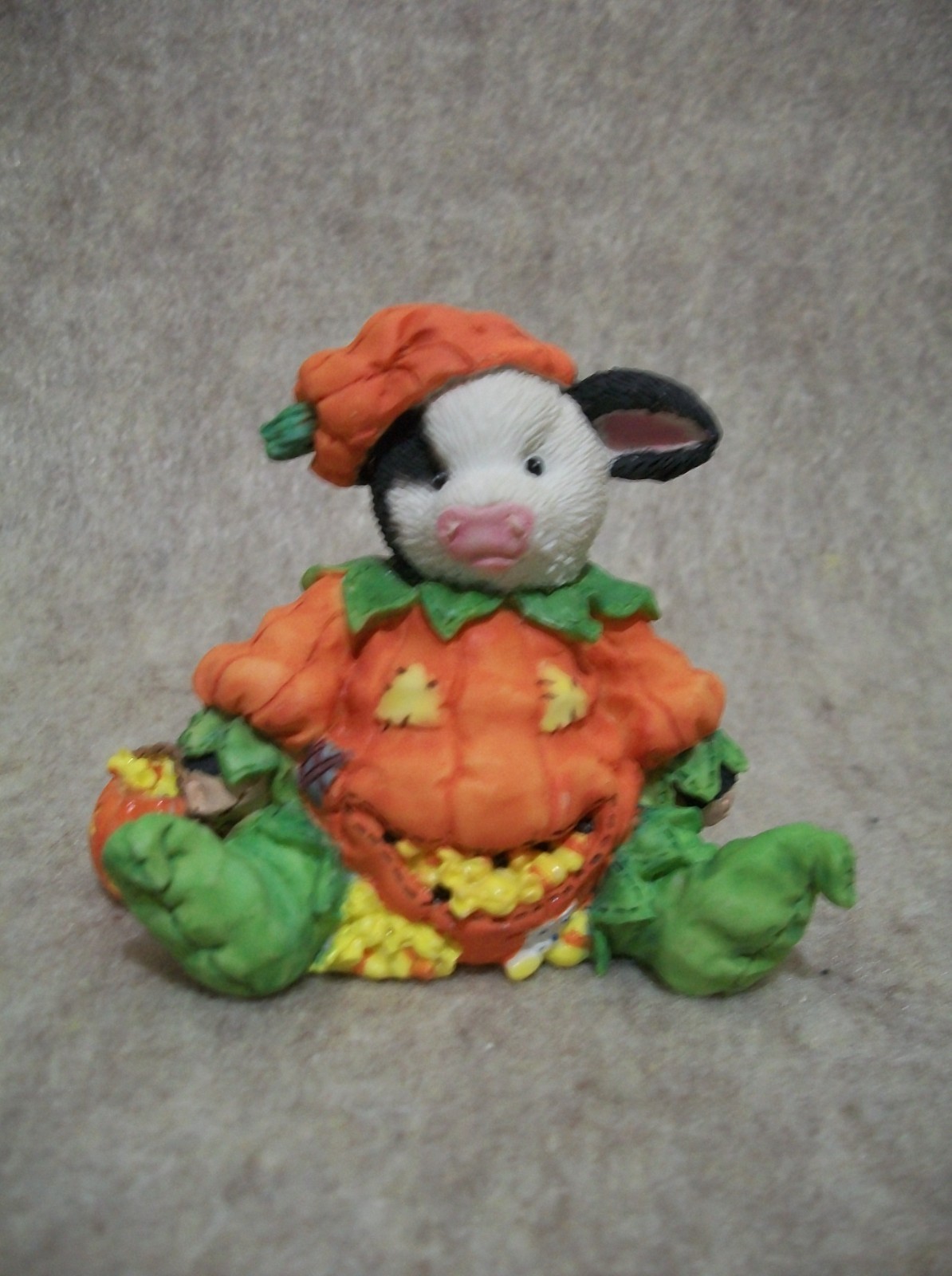 Jack-O-Lantern Moo with Barn – Halloween – Mary Moo Moo Cow Figurine