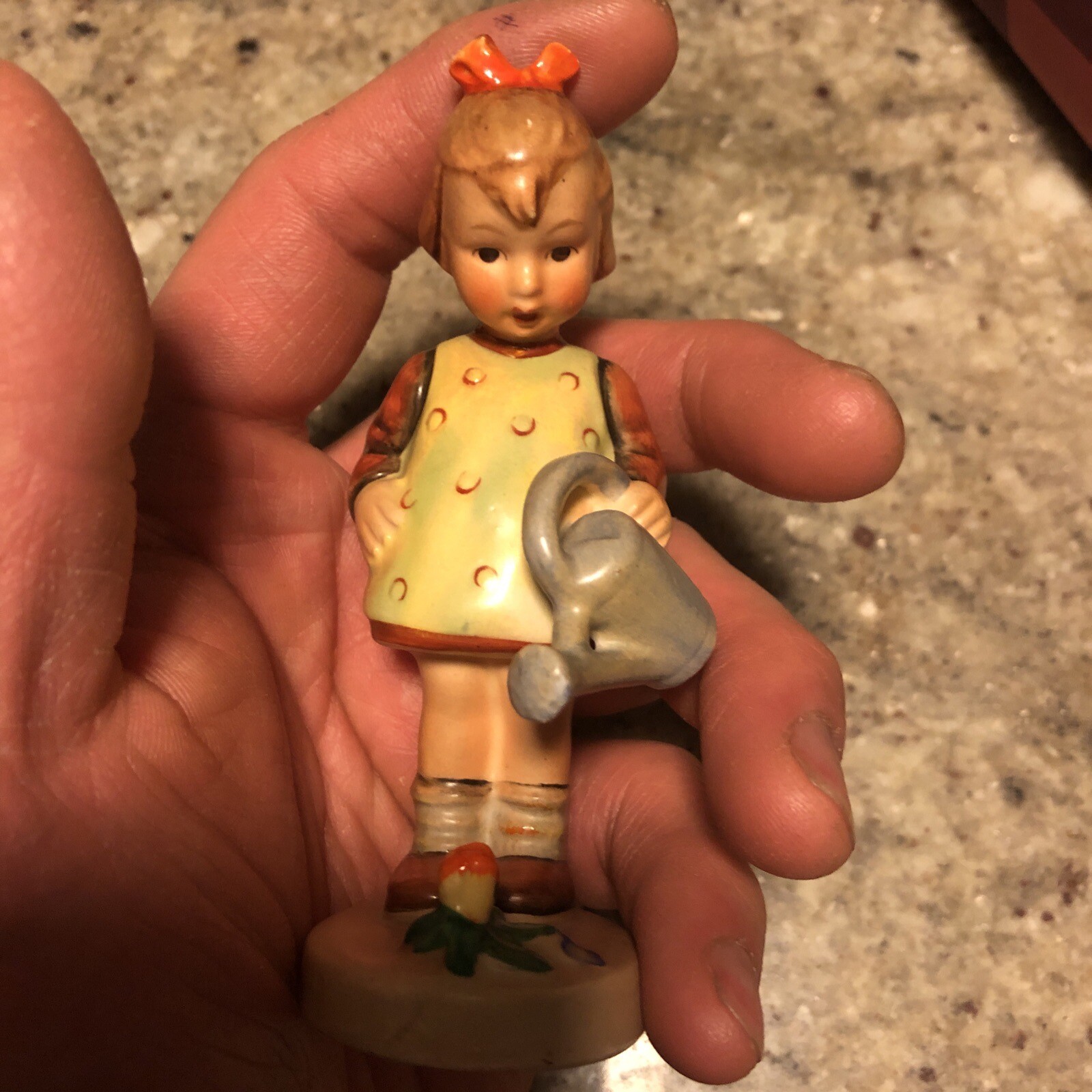 goebel hummel figurine # 74 LITTLE GARDNER 4.50″ TMK 2