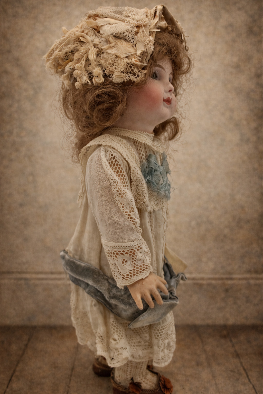 BEAUTIFUL ANTIQUE FRENCH STEINER FIGURINE A-3 10″ BEBE DOLL