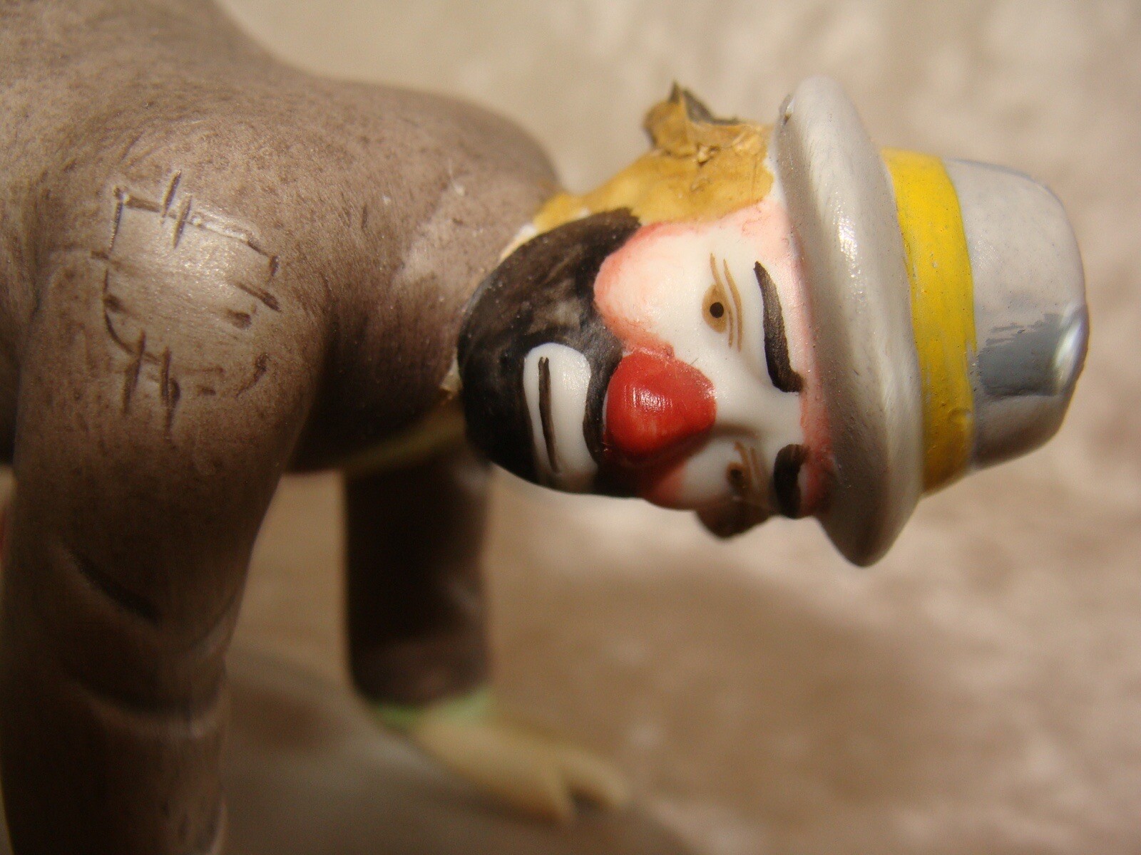 Emmett Kelly Jr Fun Clown ~ Malaysia ~ 3.25 x 4.50. Excellent Condition