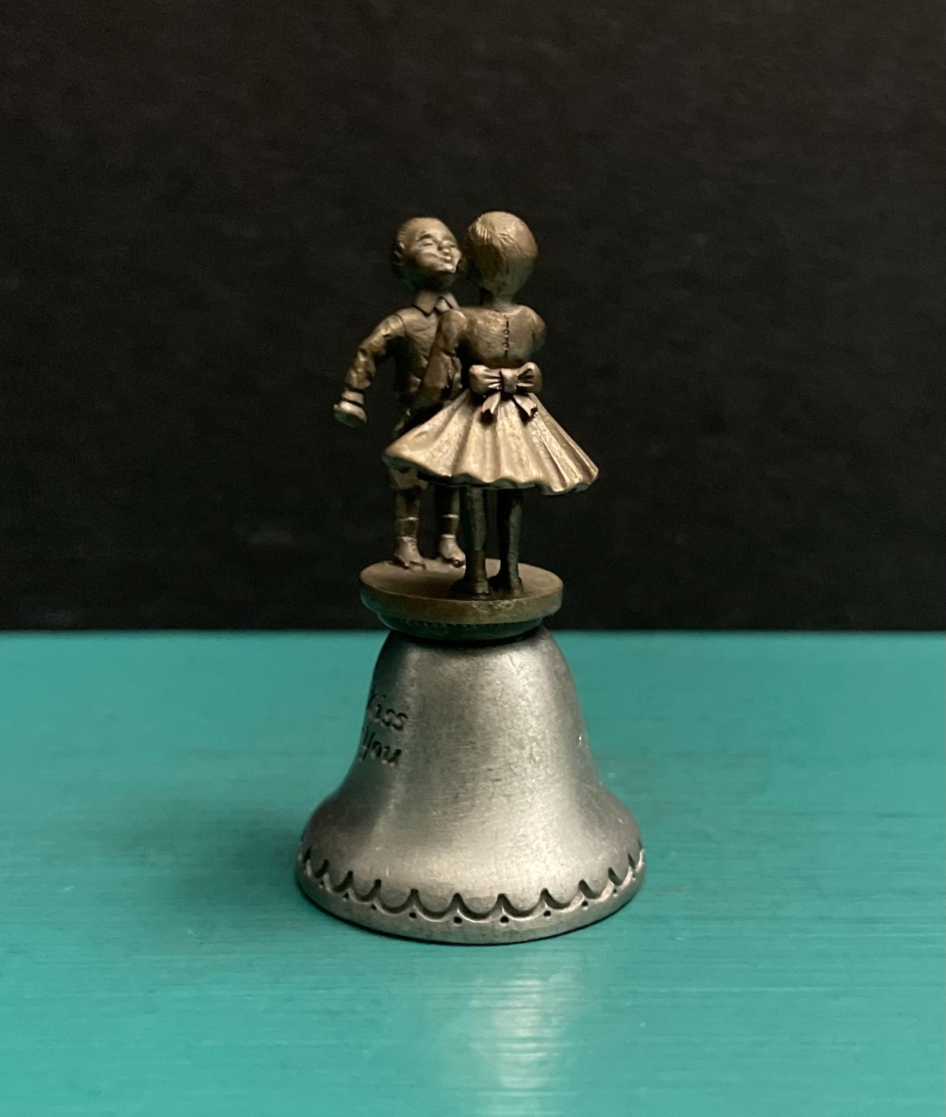Fort Pewter Hershey’s Kisses Candy Kids Boy Girl Mini Art Figurine Souvenir Bell
