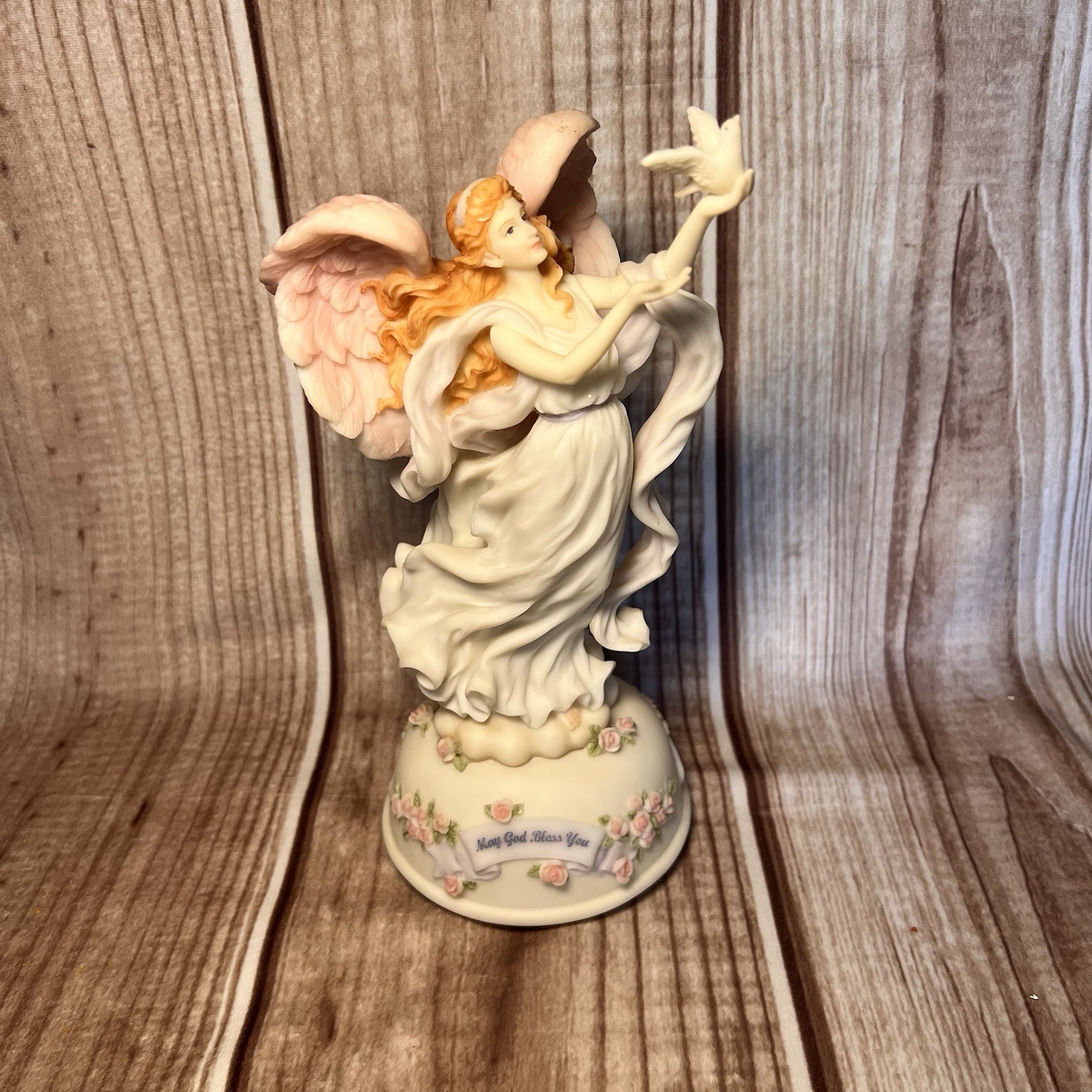 Seraphim Classics Musical “Angels Touch ” The Dedication Angel Music Box