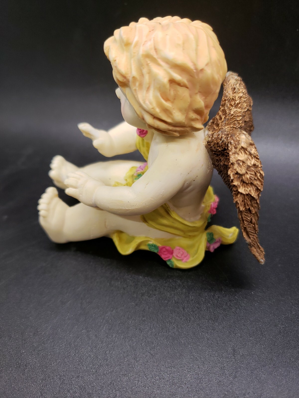Beautiful Porcelain Cherub 3” winged baby boy sitting Very Detailed