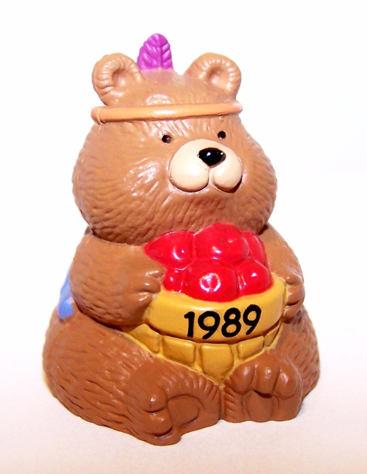 1989 Hallmark Thanksgiving Baby Boy Bear with Apples NEW Merry Miniature QFM1585