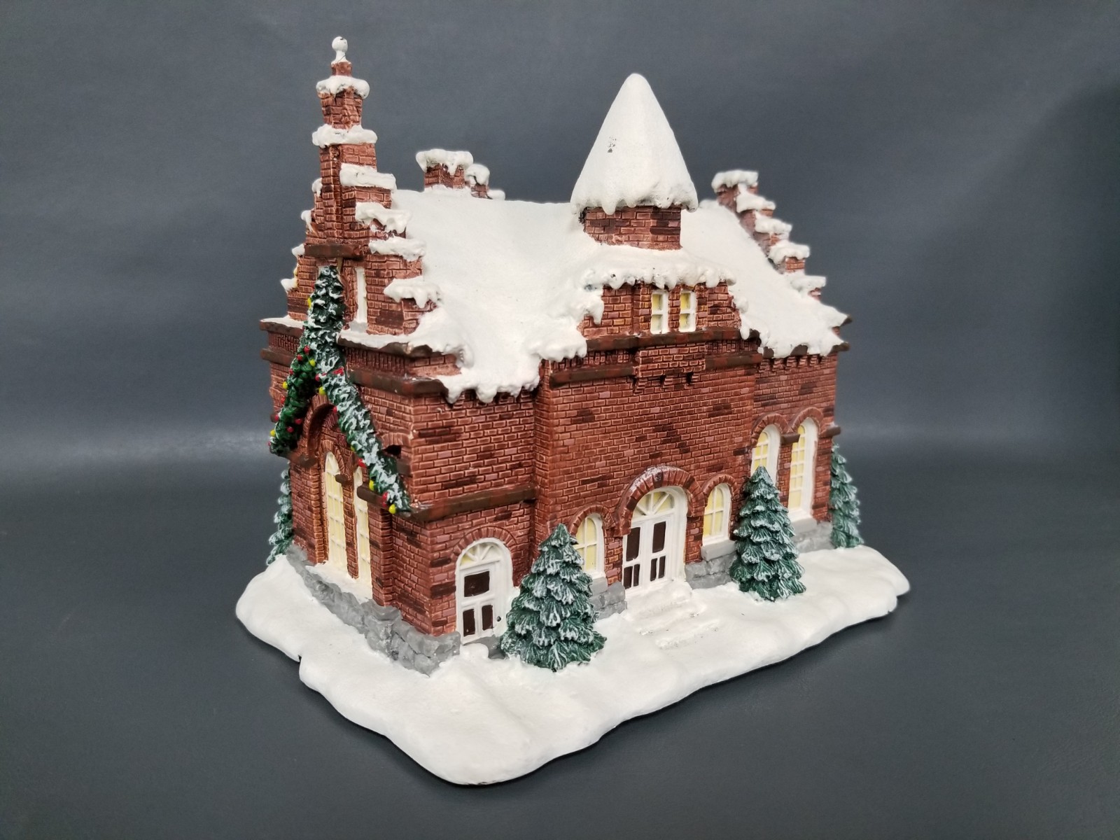 Hawthorne Village Normal Rockwell Town Hall #79536 In Box + COA *No Light*