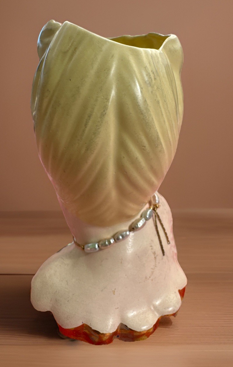 Vintage 1950’s Glamour Girl Head Vase With Pearl Necklace Rhinestone Accent
