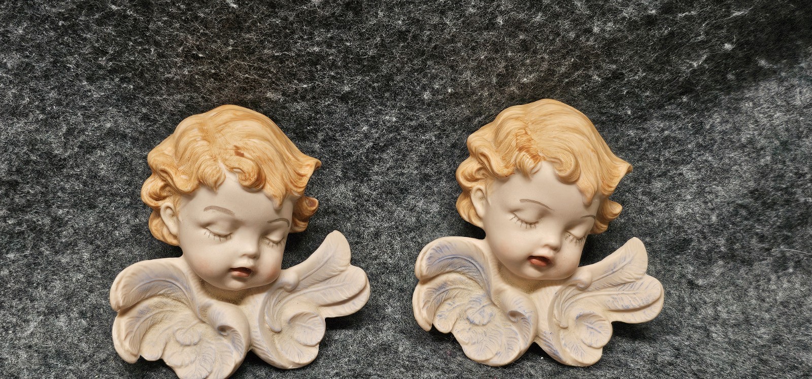 Vintage 1987 Scioto Ceramic Angel Cherub Wall Hangings Set Of 2 Sleepy Babies